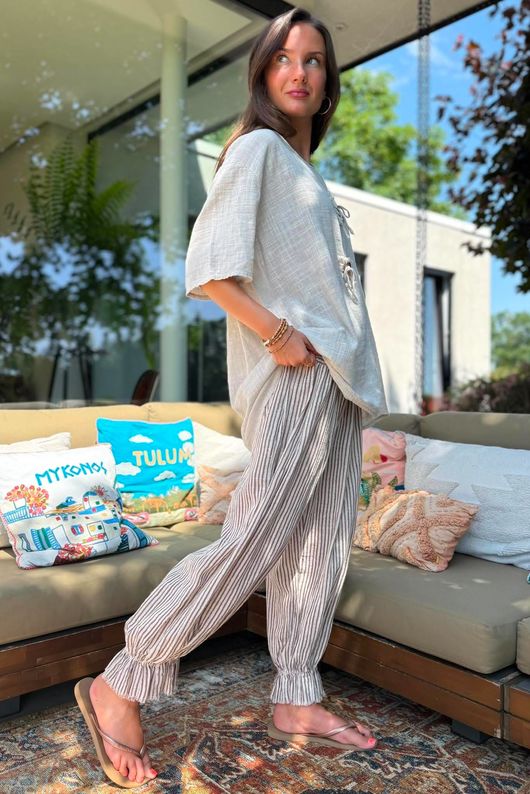 Izi Cheesecloth Button Tee Stone